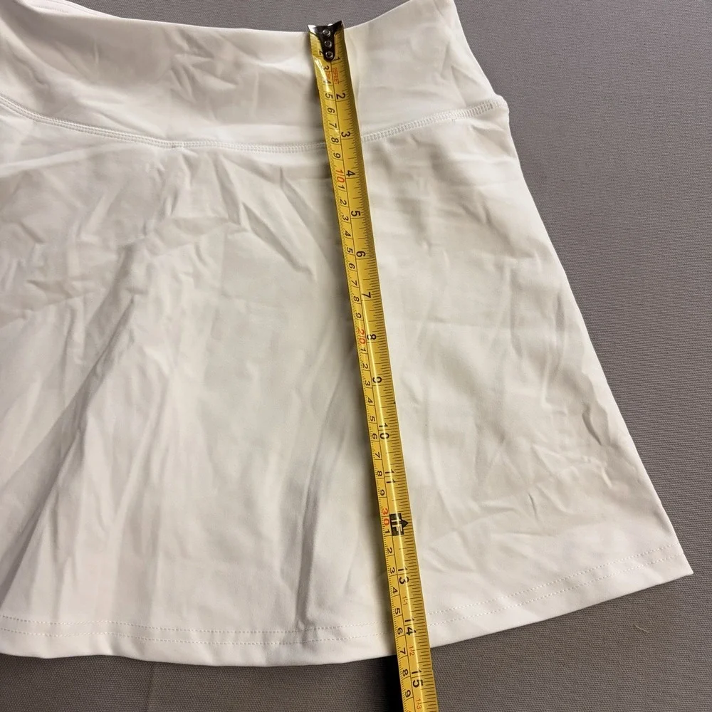 AHLW Womens Skort Medium White Athletic Tennis Golf Skirt Built In Shorts